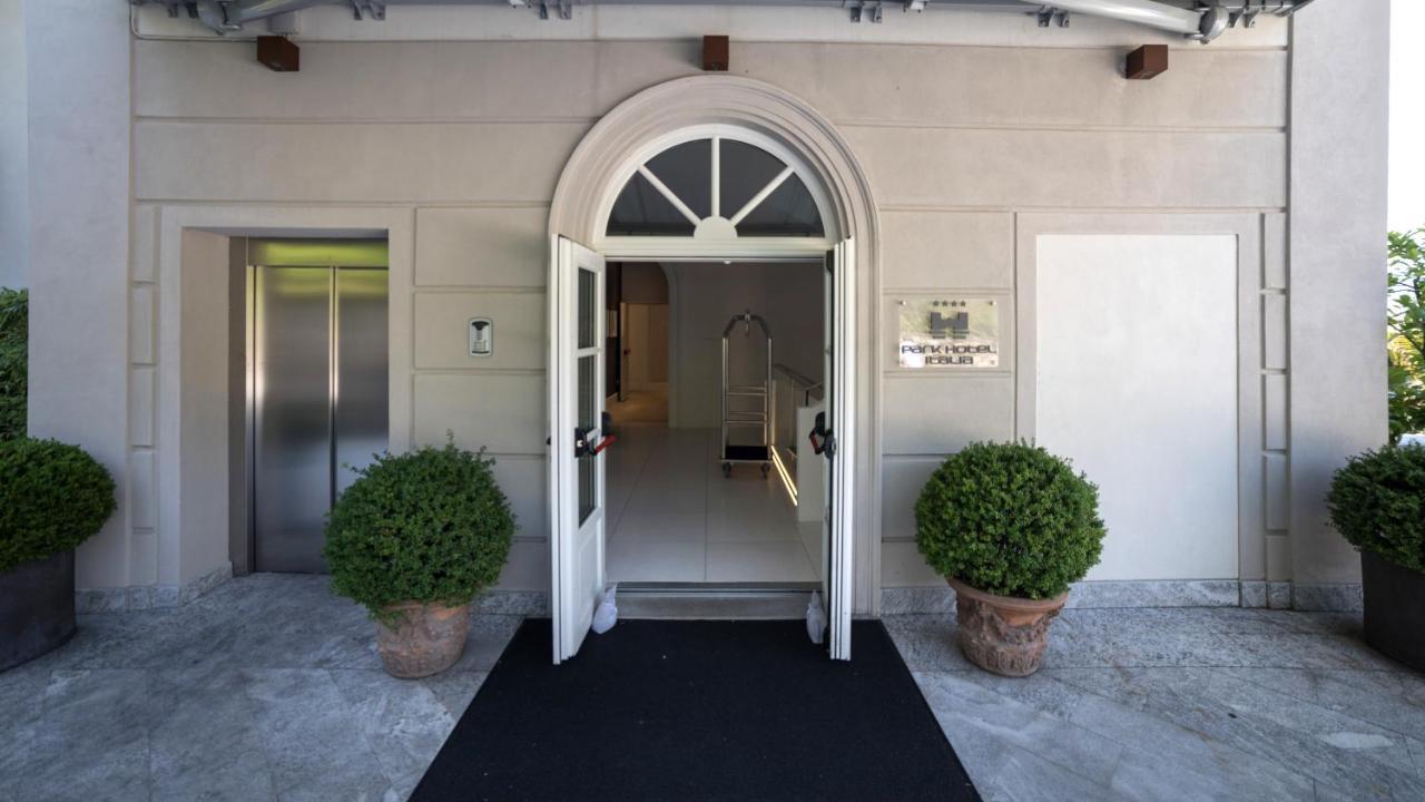 Park Hotel Italia Cannero Riviera Ngoại thất bức ảnh